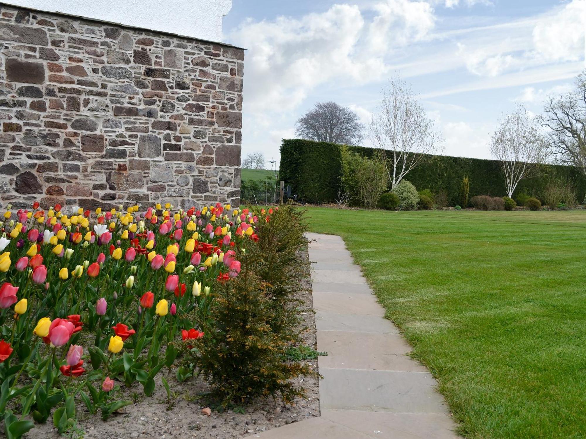 Grieves Cottage - Uk11107 มอนโทรส ภายนอก รูปภาพ